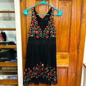 Size 2 black and floral French Connection dress